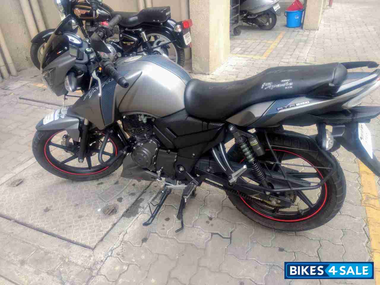 TVS Apache RTR 160 TVS Apache RTR 160