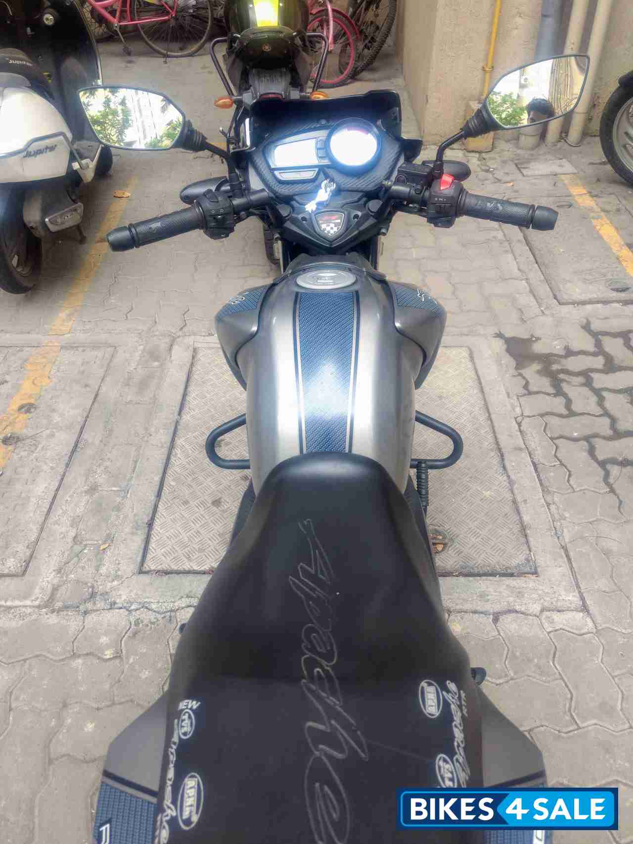 TVS Apache RTR 160 TVS Apache RTR 160