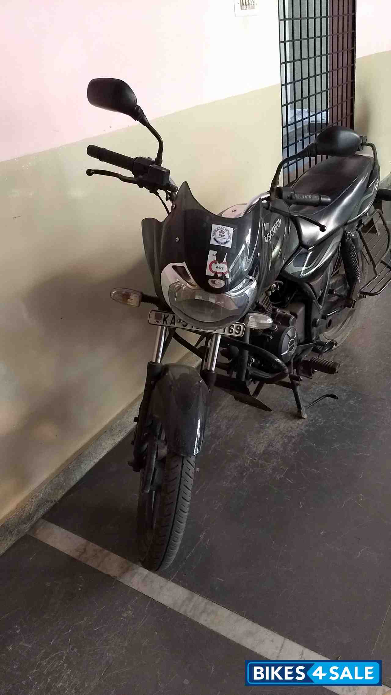 Bajaj Discover 150 S
