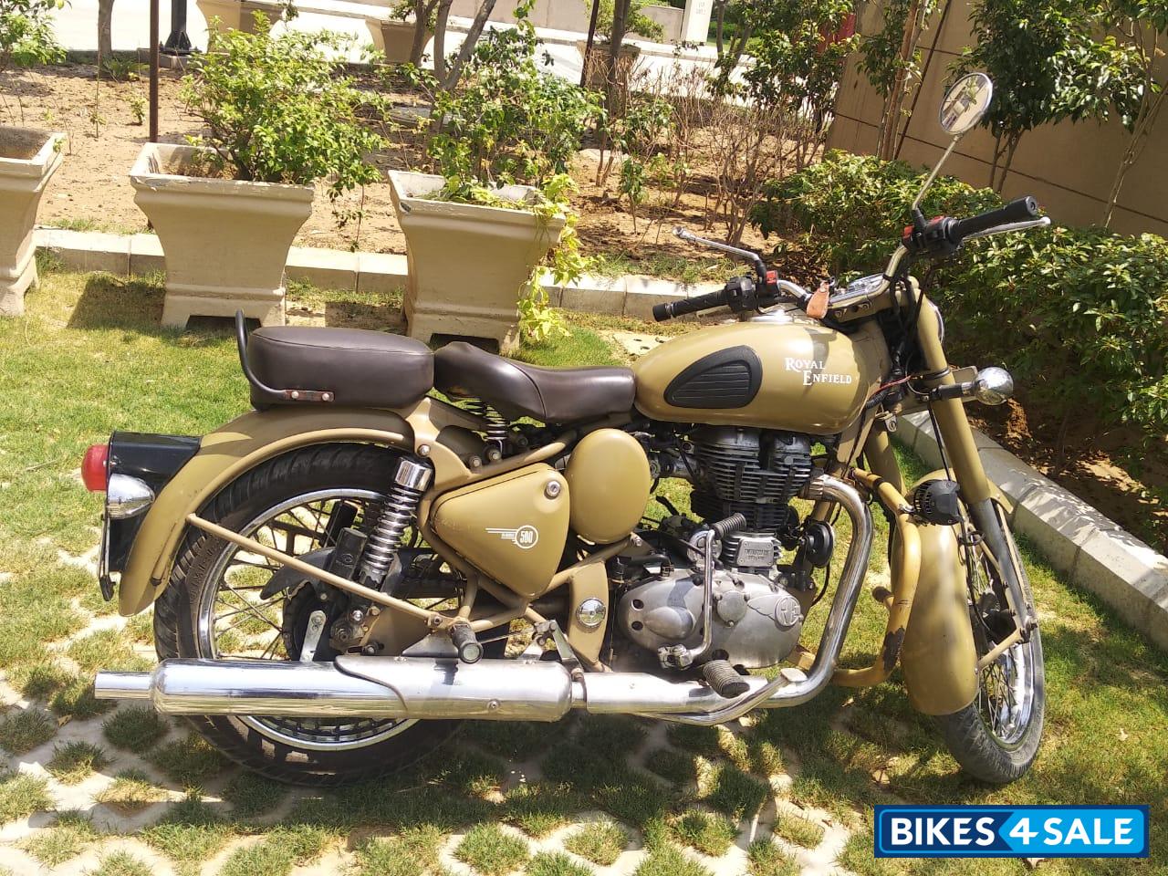 Royal Enfield Classic Desert Storm