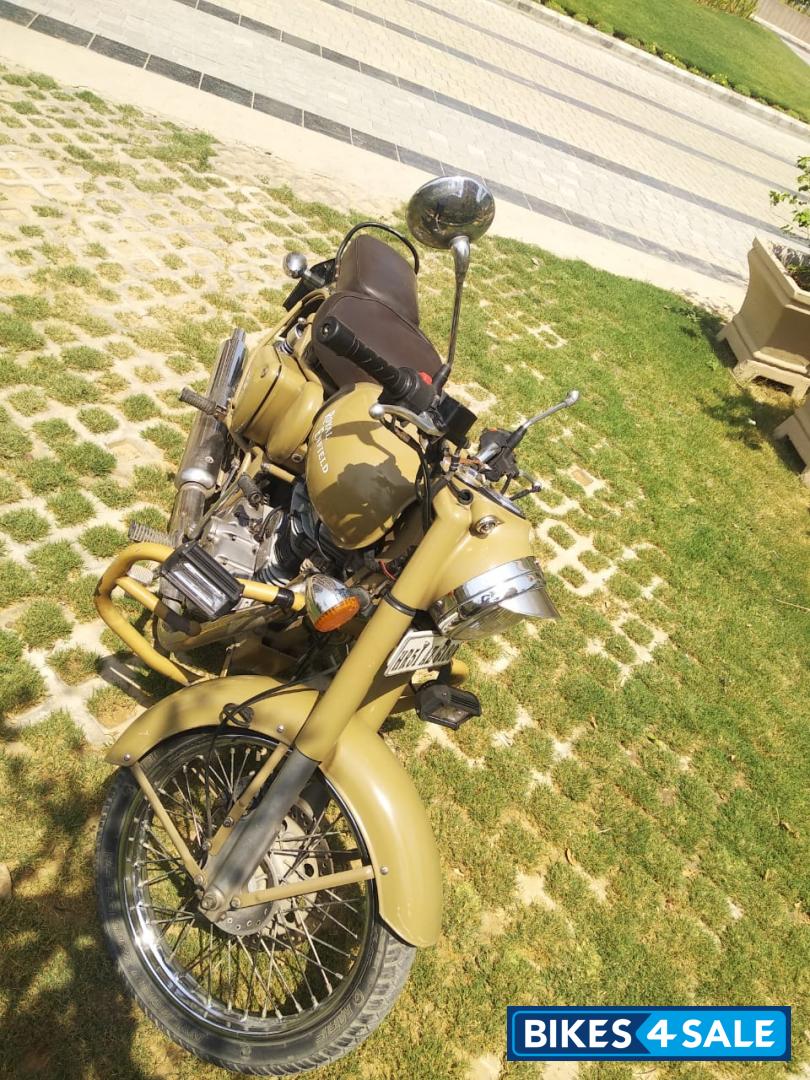 Royal Enfield Classic Desert Storm