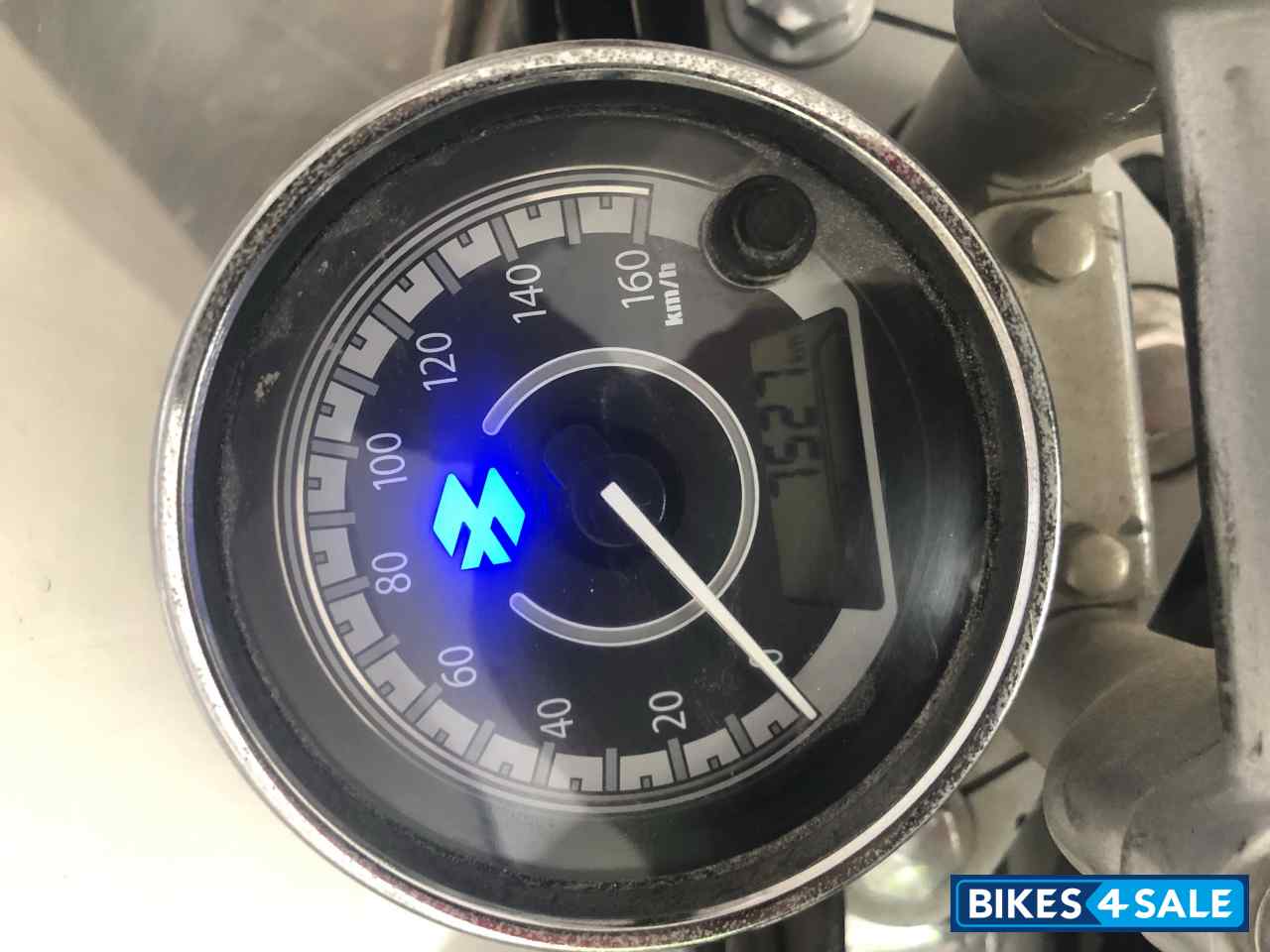 Bajaj Avenger Cruise 220