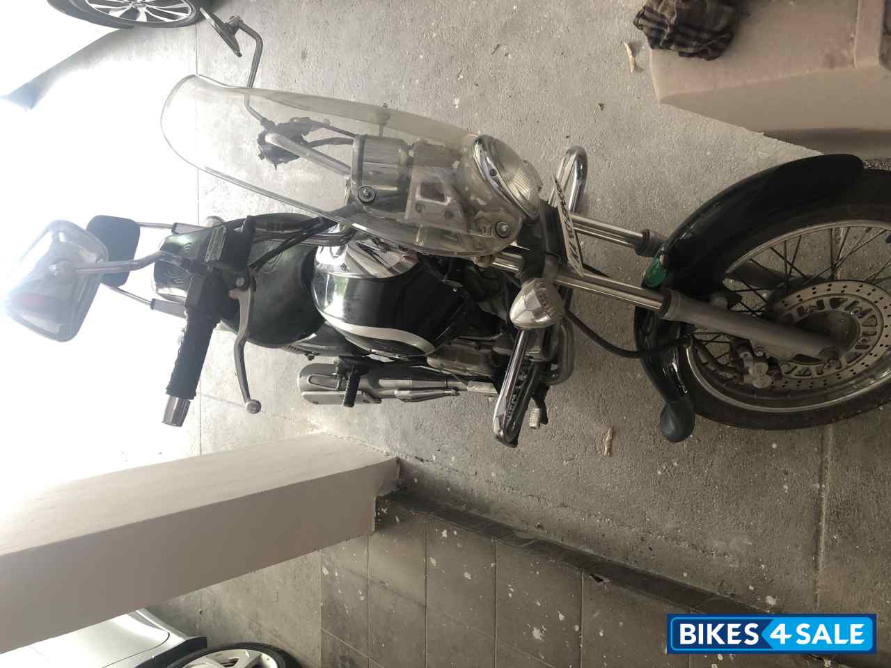 Bajaj Avenger Cruise 220