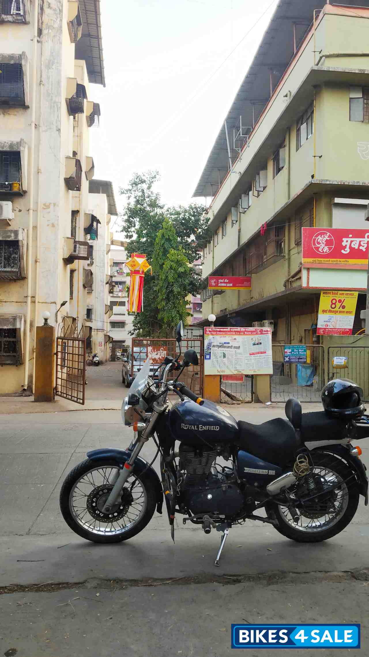 Marine Royal Enfield Thunderbird