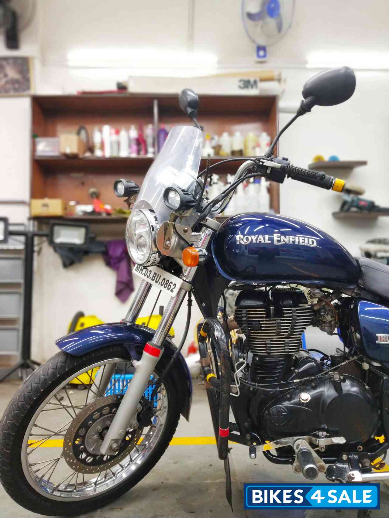 Marine Royal Enfield Thunderbird