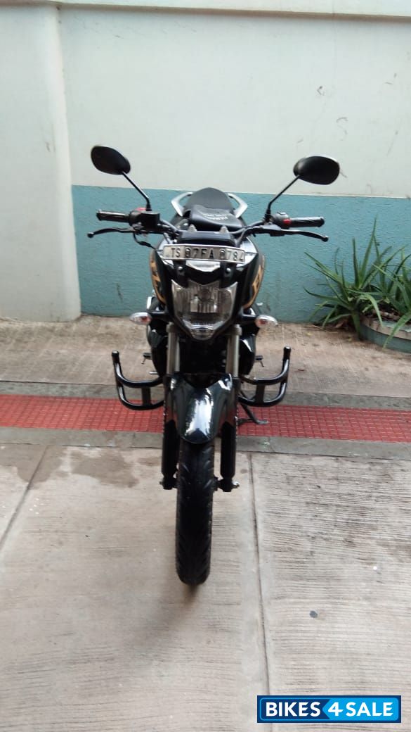 Black Yamaha FZ FI V2