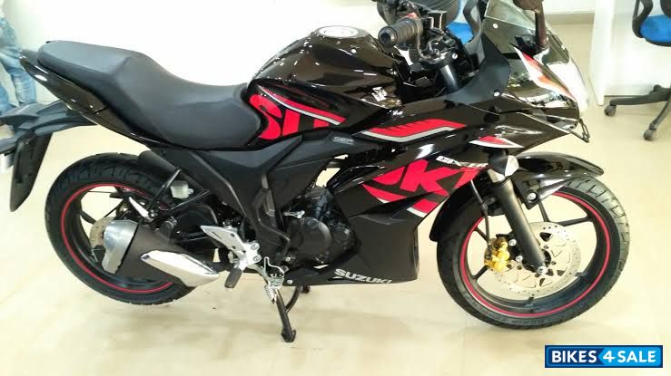 Red Black Suzuki Gixxer SF SP