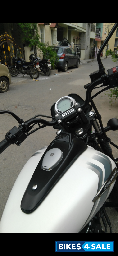 Bajaj Avenger Street 220 Bajaj Avenger Street 220