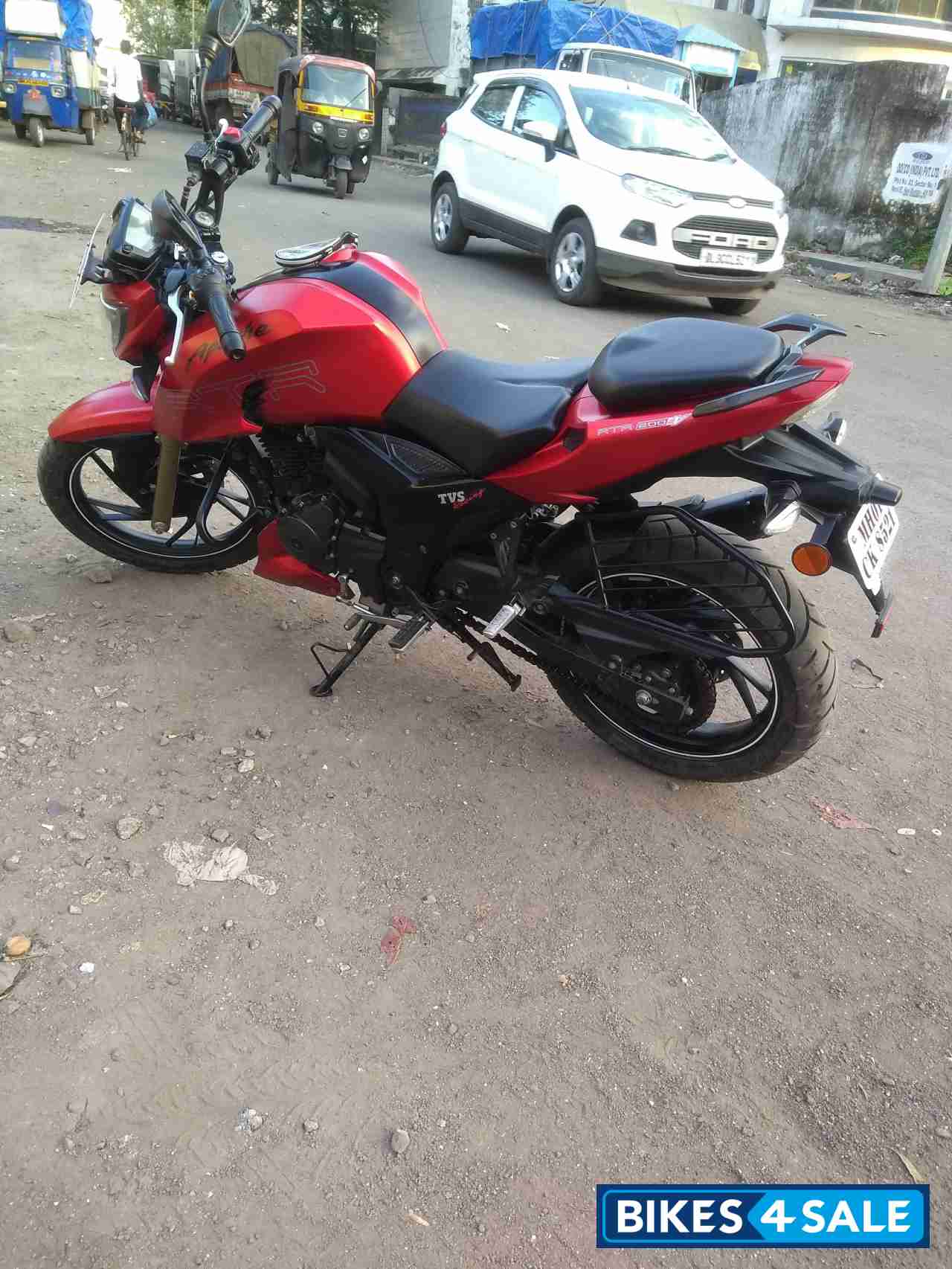 Red Matte TVS Apache RTR 200 4V Red Matte TVS Apache RTR 200 4V