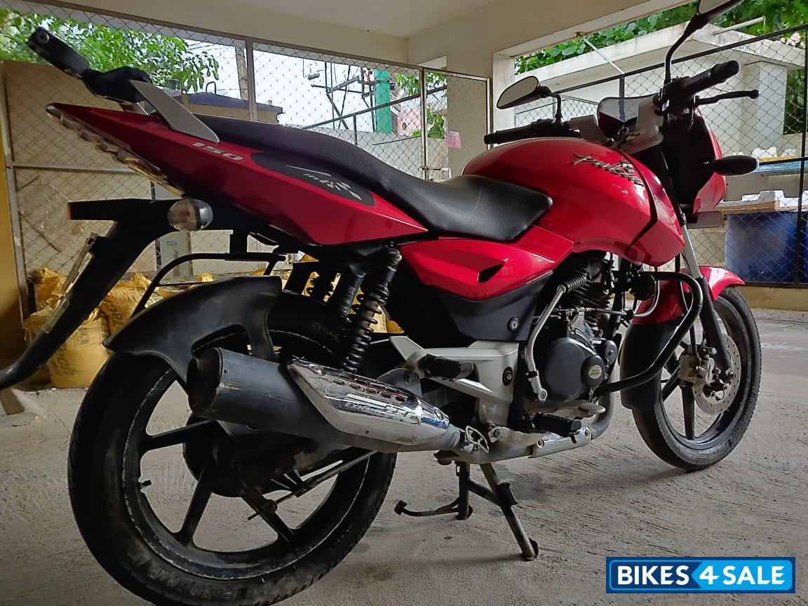 Red Bajaj Pulsar 150 DTSi