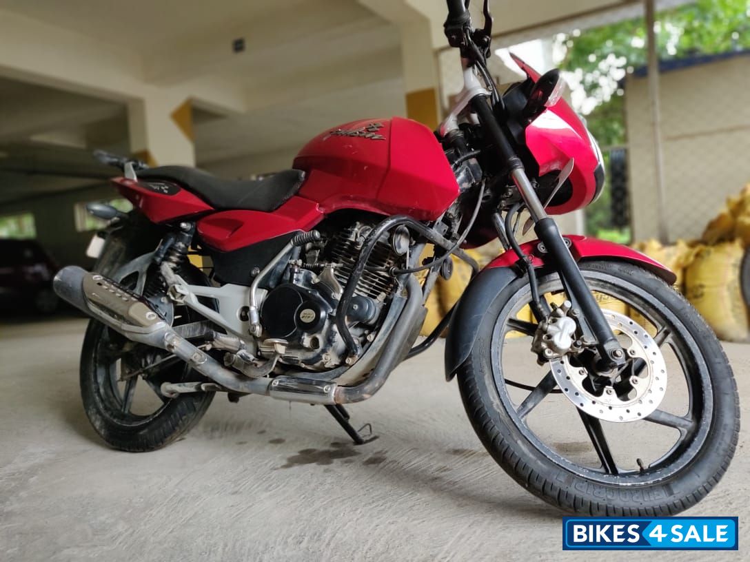 Red Bajaj Pulsar 150 DTSi