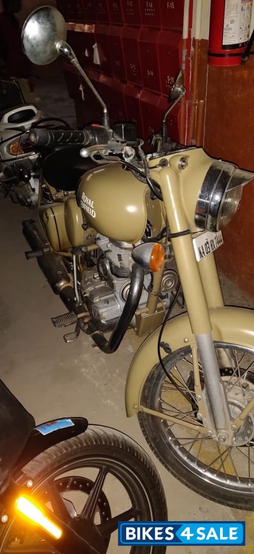 Royal Enfield Classic Desert Storm
