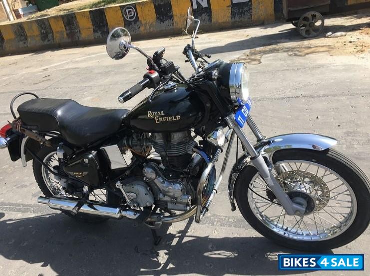 Black Royal Enfield Bullet Electra 5S
