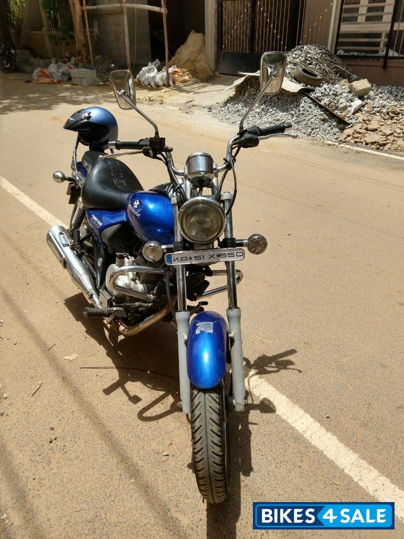 Bajaj Avenger 220 DTS-i Bajaj Avenger 220 DTS-i
