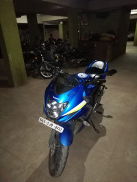 Blue Suzuki Gixxer SF