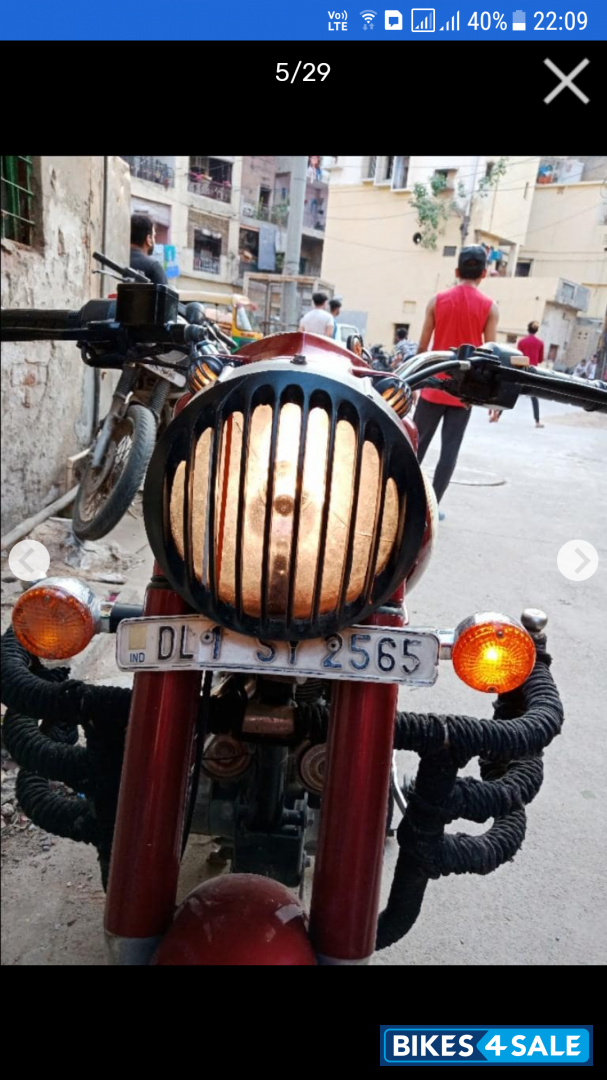 Maroon Royal Enfield Classic 350