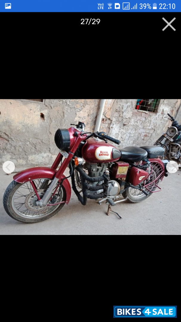 Maroon Royal Enfield Classic 350 Maroon Royal Enfield Classic 350