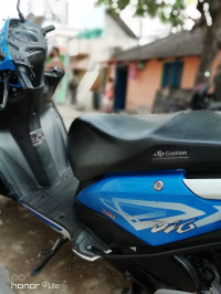 Blue And White Honda Dio