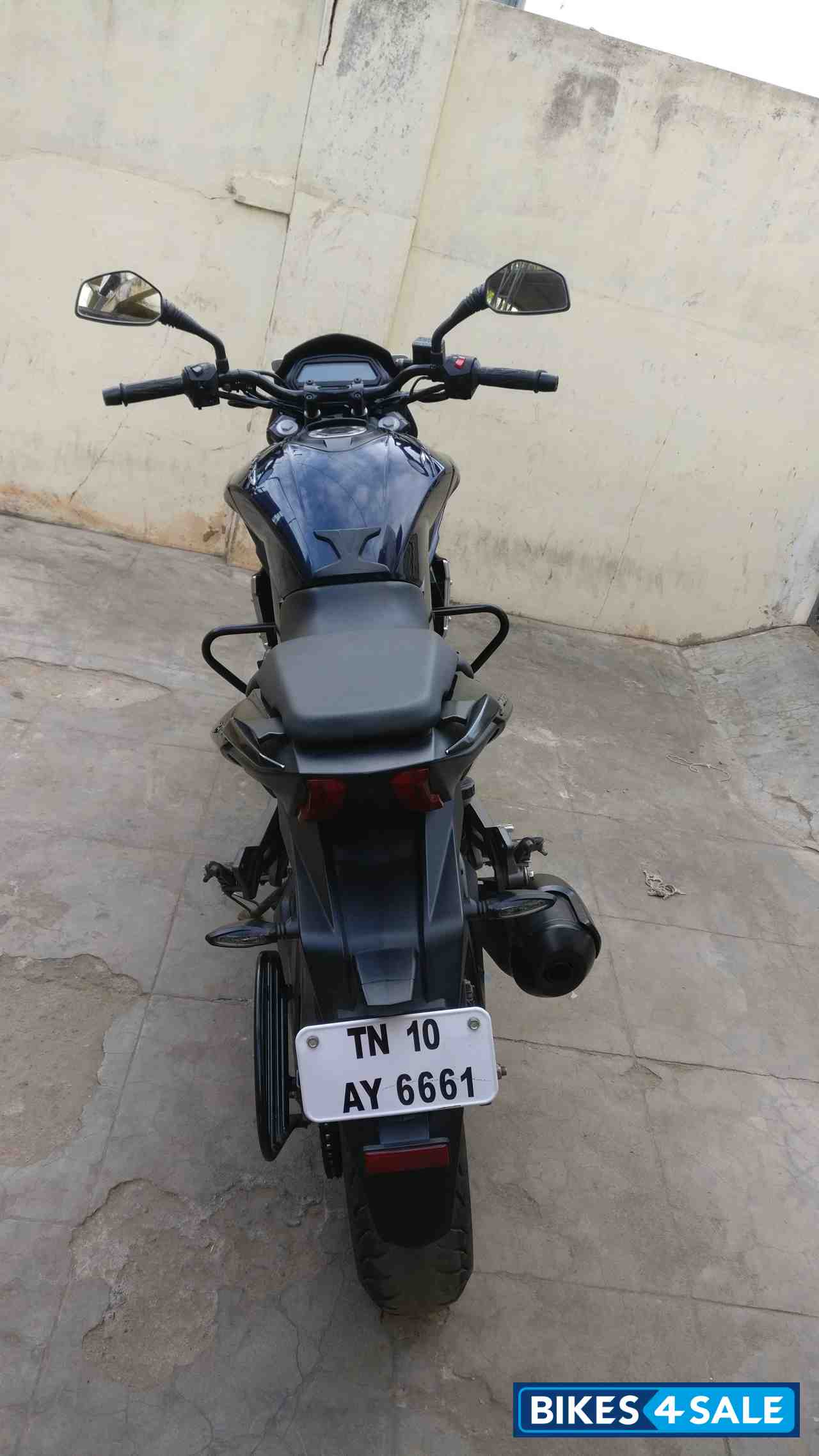 Twilight Blue Bajaj Dominar 400 ABS