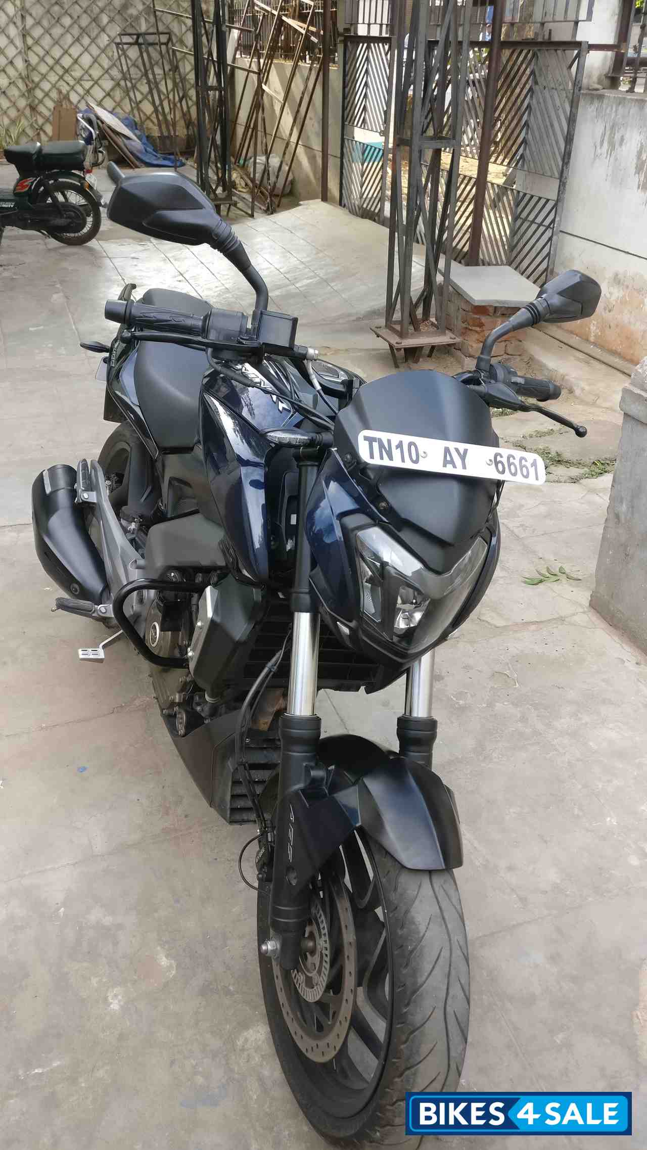 Twilight Blue Bajaj Dominar 400 ABS