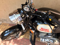 Black Royal Enfield Classic 350