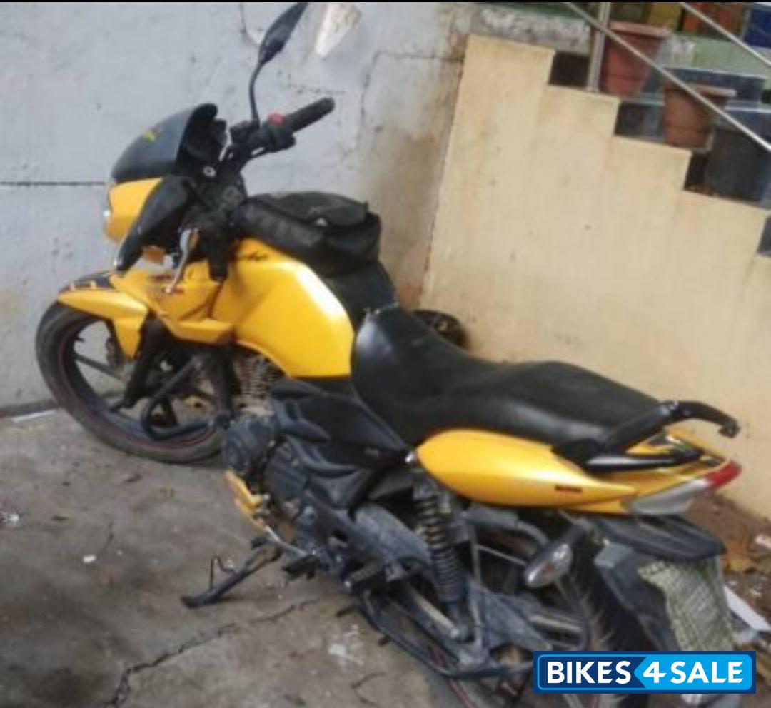 Yellow TVS Apache RTR 160