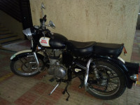 Black Royal Enfield Classic 500