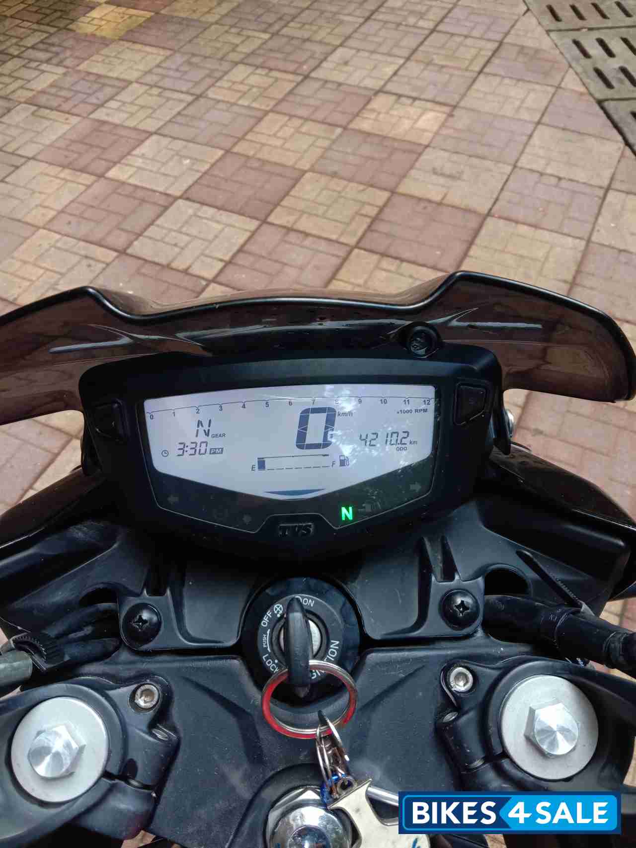 TVS Apache RTR 200 4V Race Edition 2.0 TVS Apache RTR 200 4V Race Edition 2.0