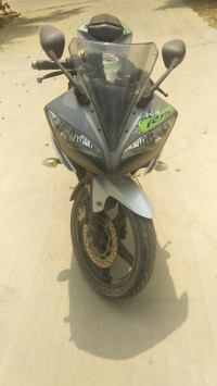 Yamaha YZF R15 V2 2016 Model