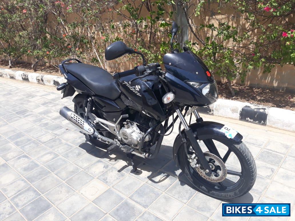 Mid Night Black Bajaj Pulsar 150 DTSi