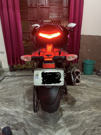 Glossy Sparkle Black Suzuki Gixxer SF Fi