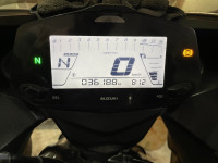 Glossy Sparkle Black Suzuki Gixxer SF Fi