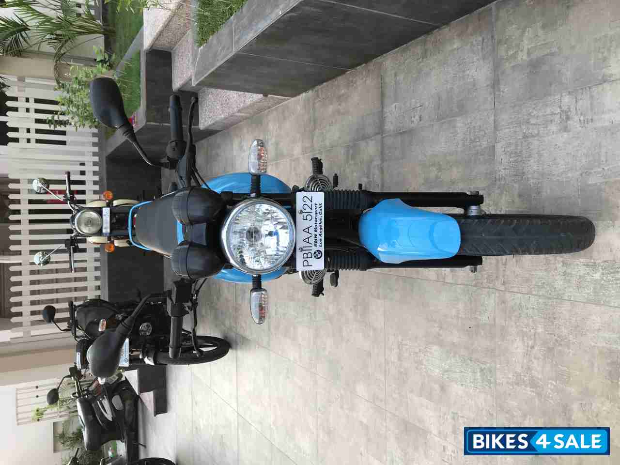 Bmw Sky Blue Modified Bike  BMW Lookalike