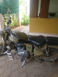 Sand Royal Enfield Classic Desert Storm