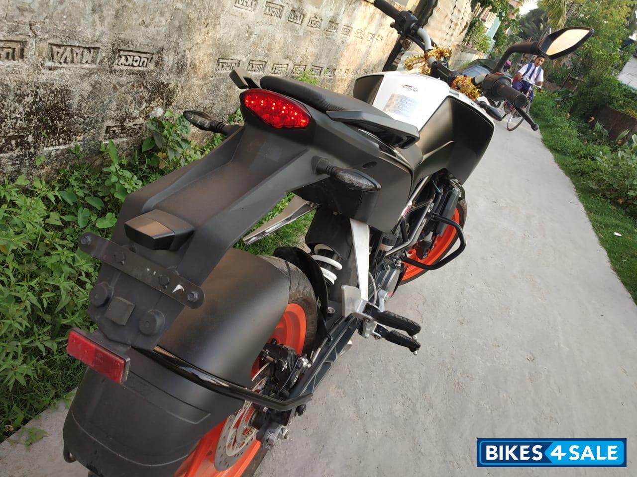 KTM Duke 200 ABS