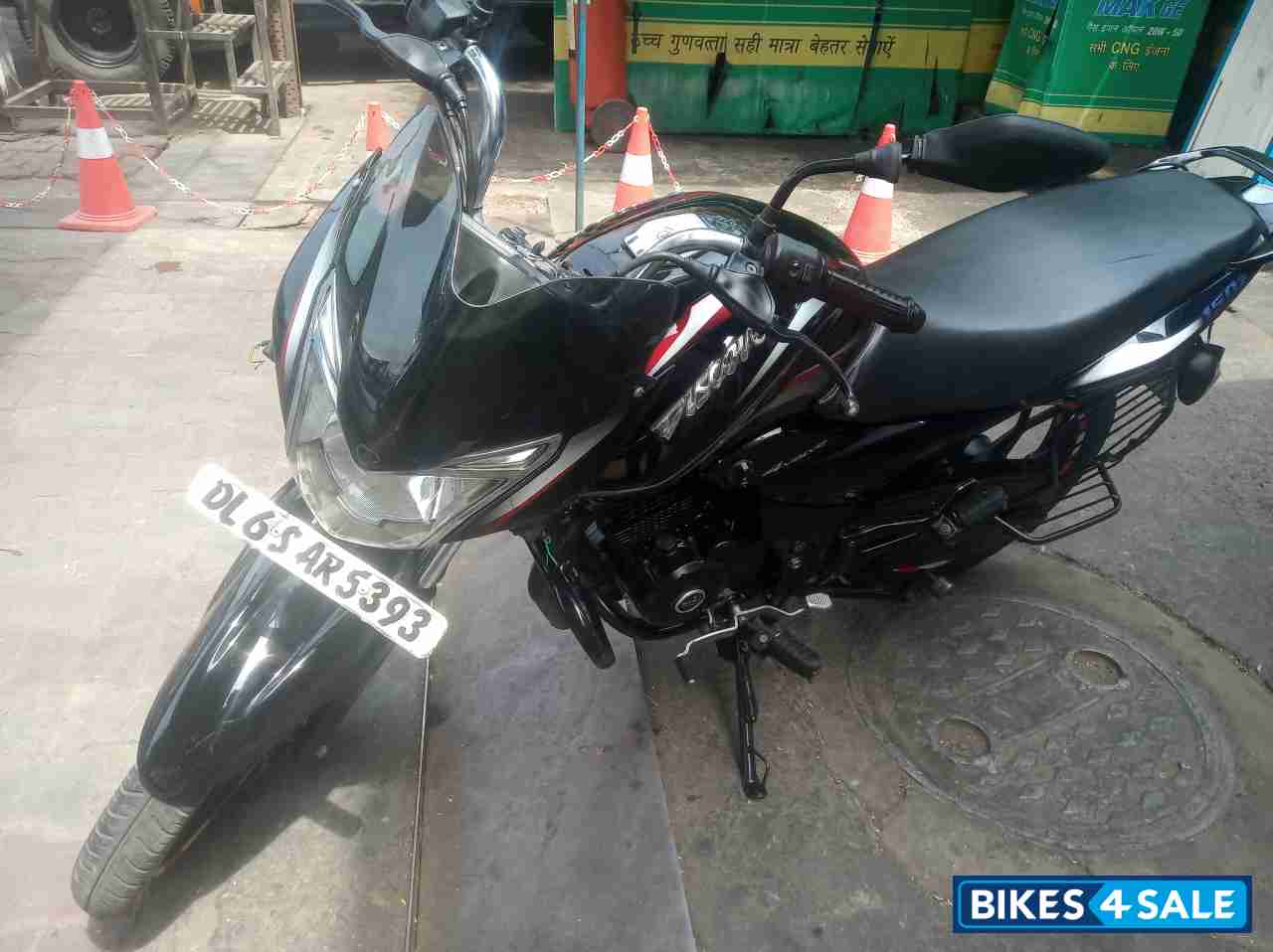 Bajaj Discover 150 S Bajaj Discover 150 S
