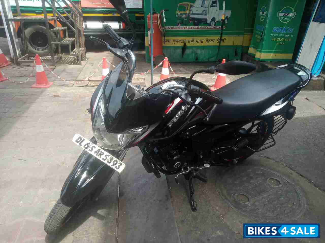Bajaj Discover 150 S Bajaj Discover 150 S