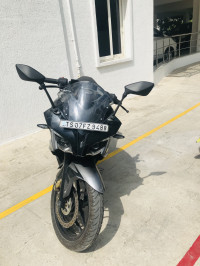 Bajaj Pulsar RS 200 ABS