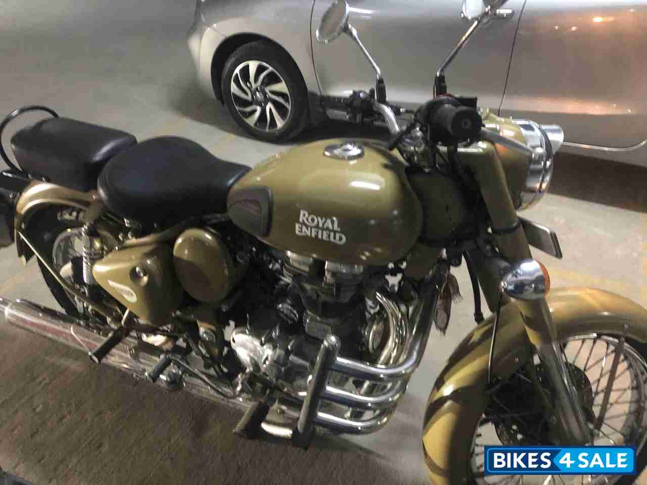 Royal Enfield Classic 500