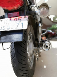 Bajaj Avenger 220 DTS-i