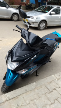 Black N Blue Yamaha Cygnus Ray ZR