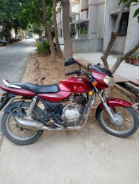Red Bajaj Discover 125