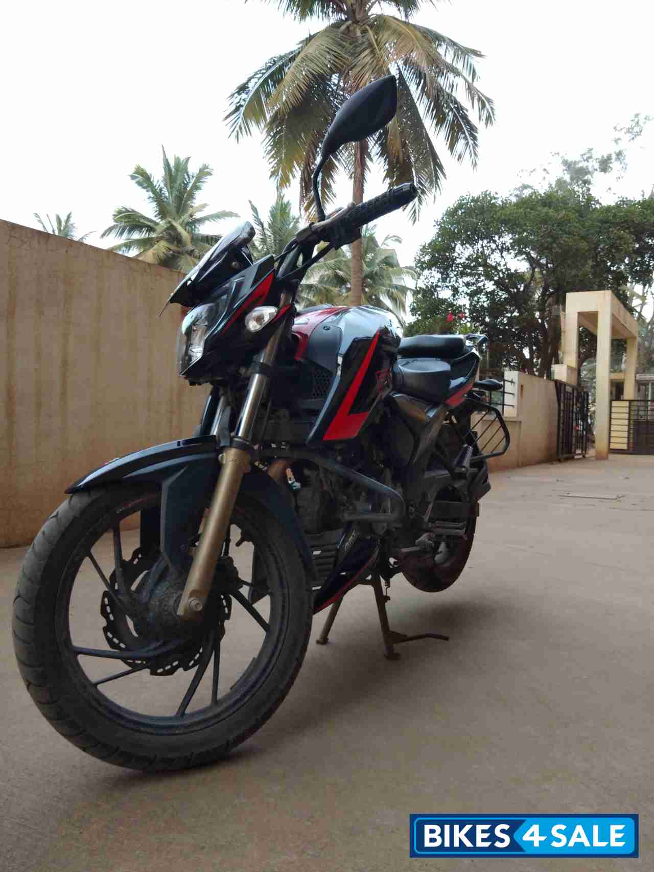 Red And Black TVS Apache RTR 200 4V ABS Race Edition 2.0