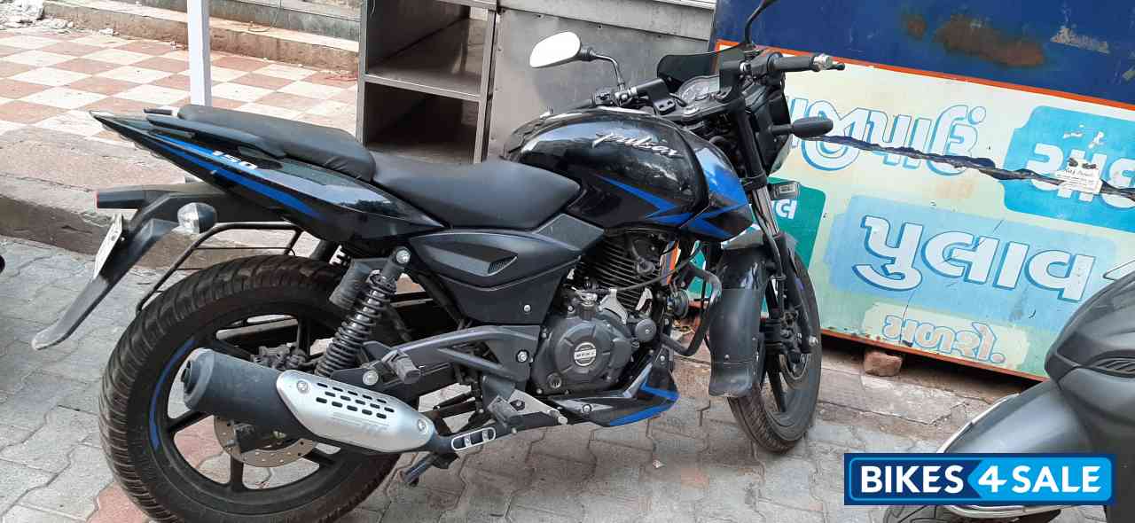 Used 2019 Model Bajaj Pulsar 150 Dtsi For Sale In Ahmedabad Id