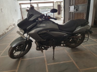 Grey Suzuki Intruder 150