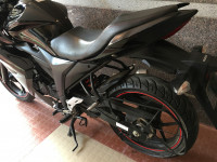 Black Suzuki Gixxer SF