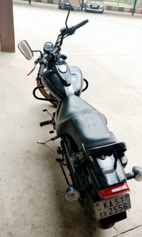 Bajaj Avenger