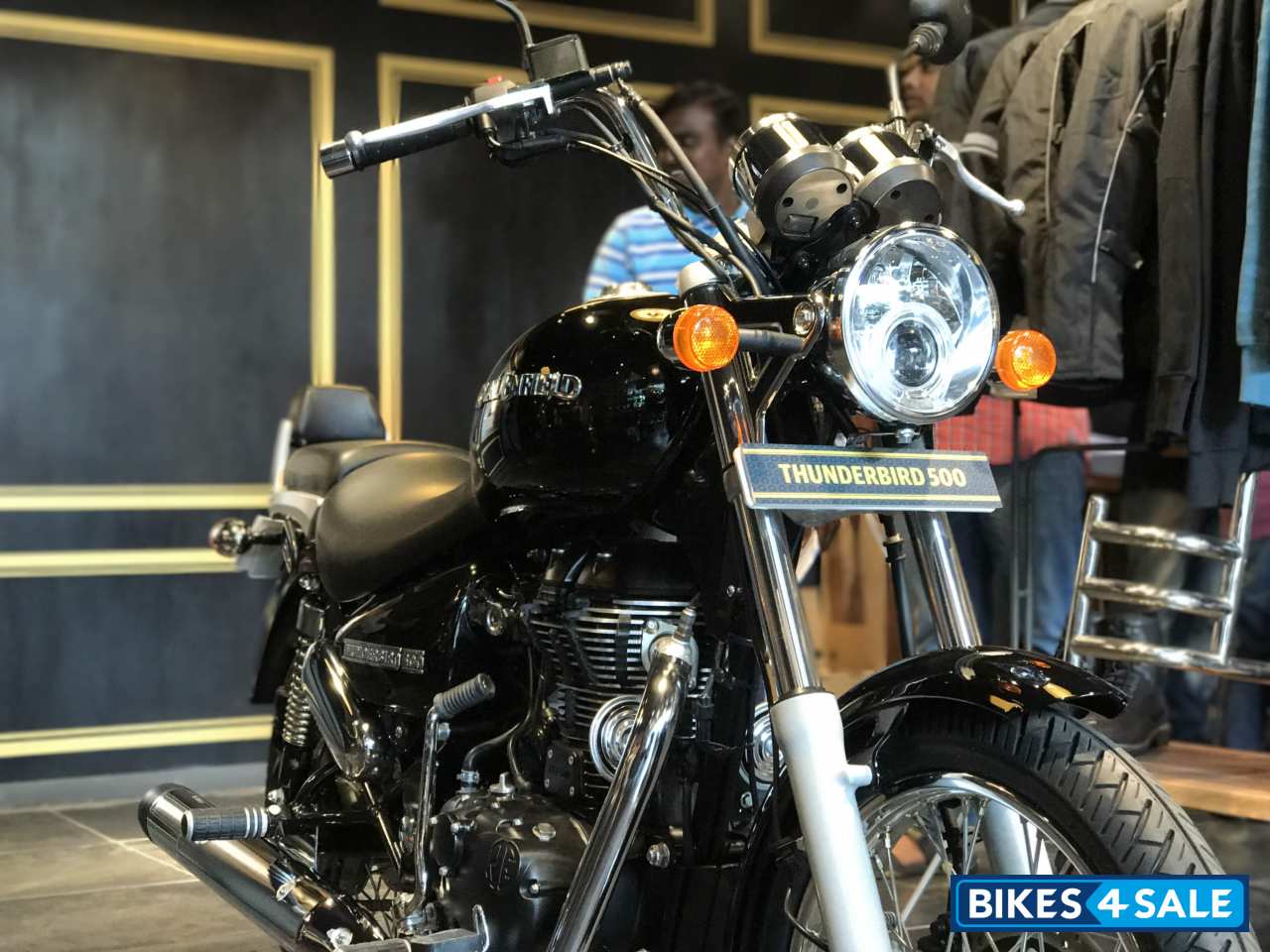 Black Royal Enfield Thunderbird 500