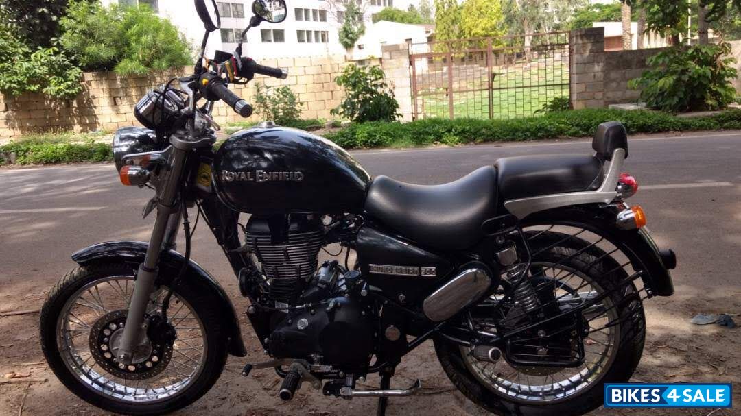 Black Royal Enfield Thunderbird 500 Black Royal Enfield Thunderbird 500