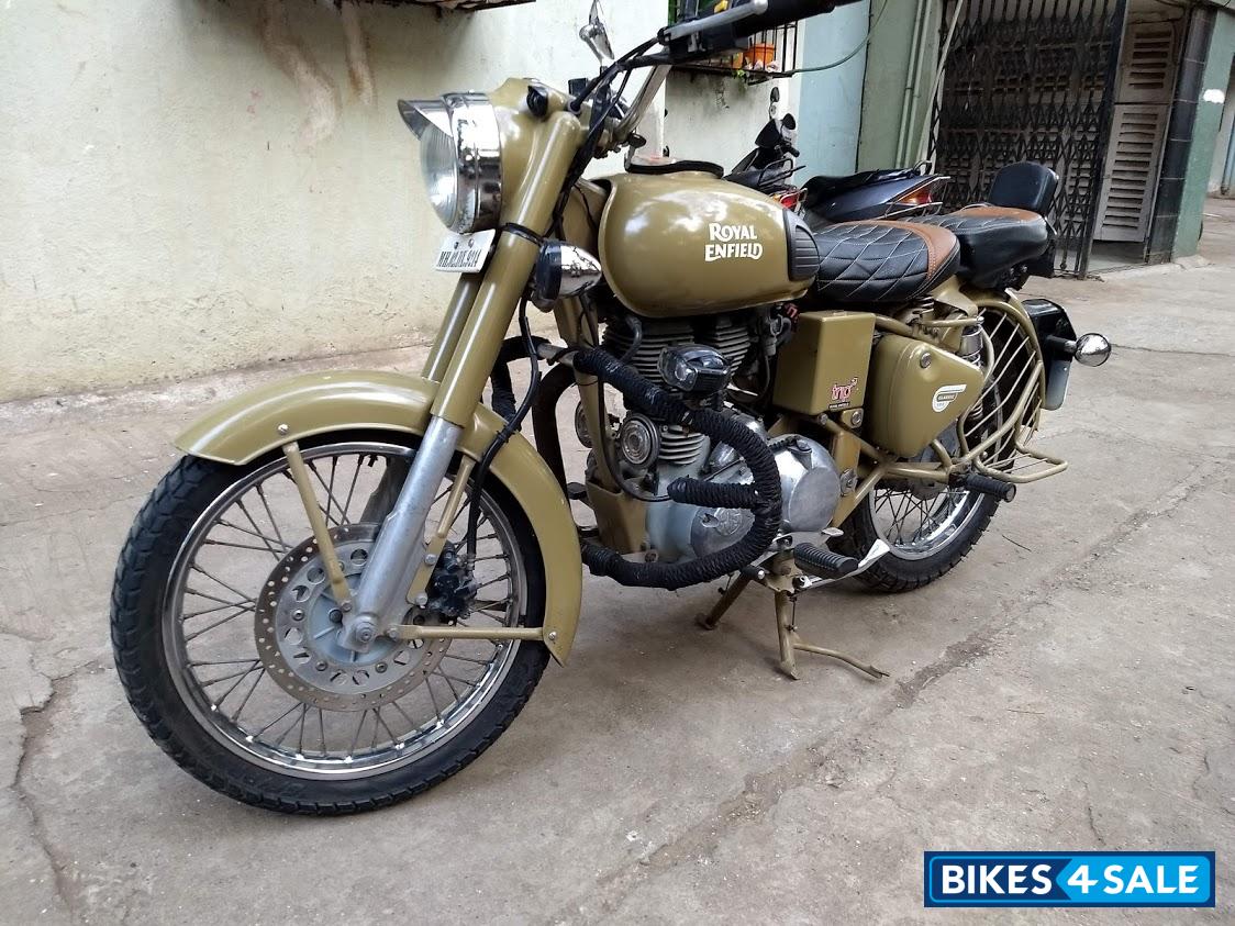 Royal Enfield Classic Desert Storm Royal Enfield Classic Desert Storm